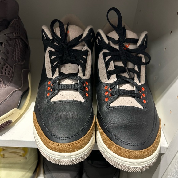 Air Jordan 3 Desert Elephant - Picture 2 of 2